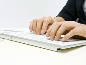 建筑企業(yè)資質(zhì)顧問（拓展市場，維護(hù)客戶）